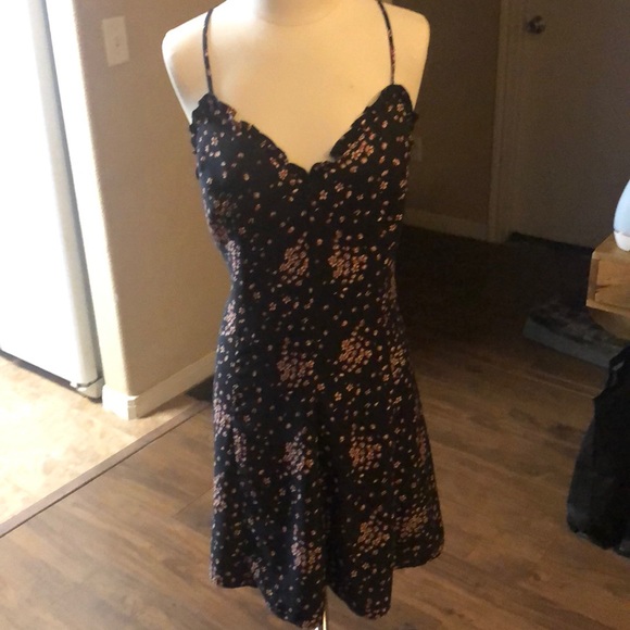 LOFT Dresses & Skirts - NWOT LOFT Sleeveless Flower Dress - Sz. 14